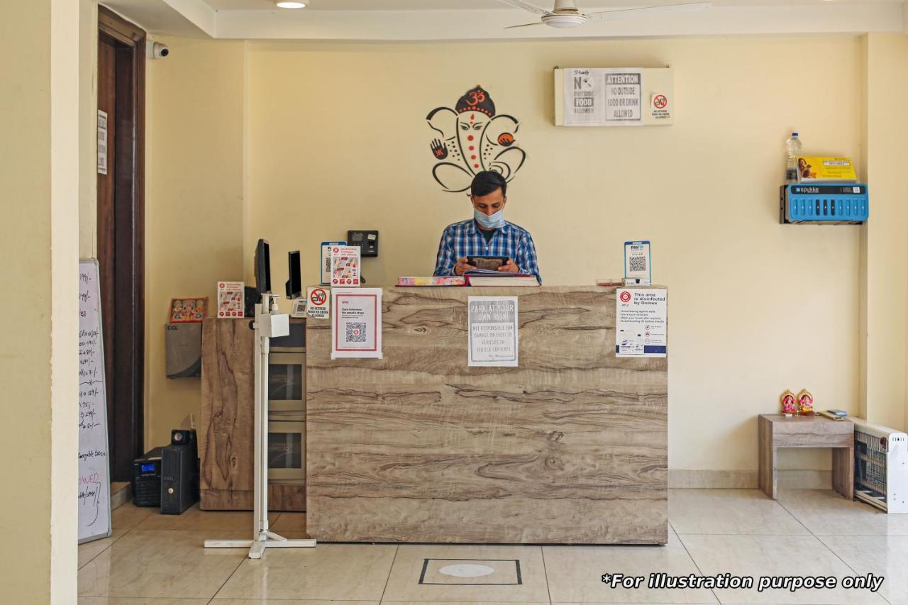 Oyo Flagship Hotel New Moon Inn Puri Esterno foto