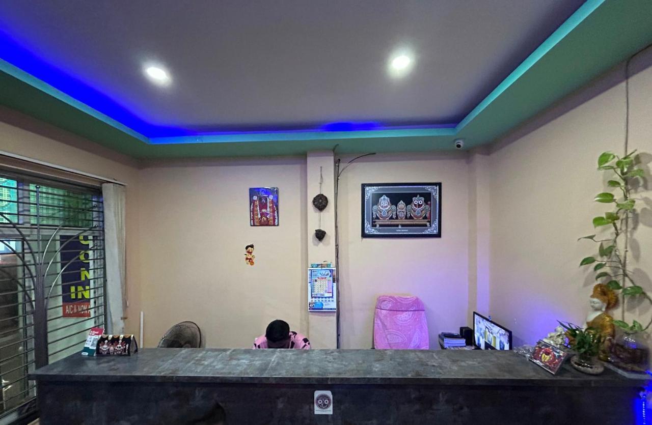 Oyo Flagship Hotel New Moon Inn Puri Esterno foto